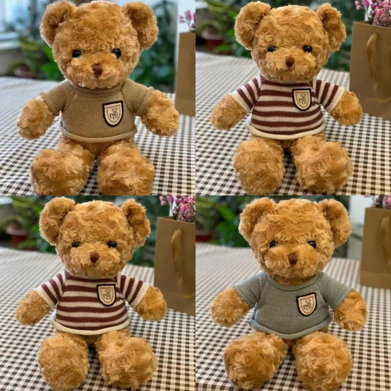 Urso de pelúcia 30cm vestindo suéter